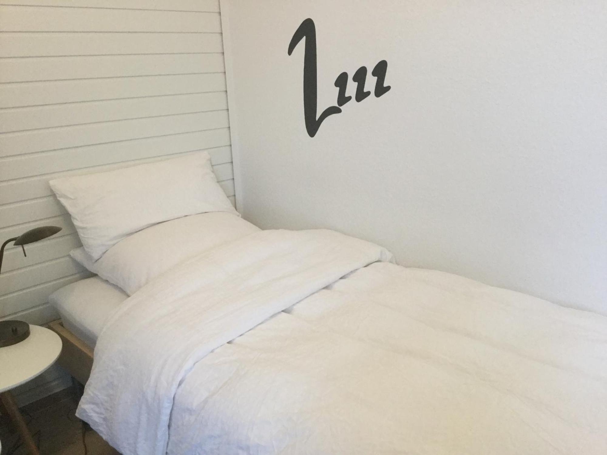 Ferienhaus Us Luett Hus Und Das Zimmer Linde Im Haupthaus Oldenburg Room photo